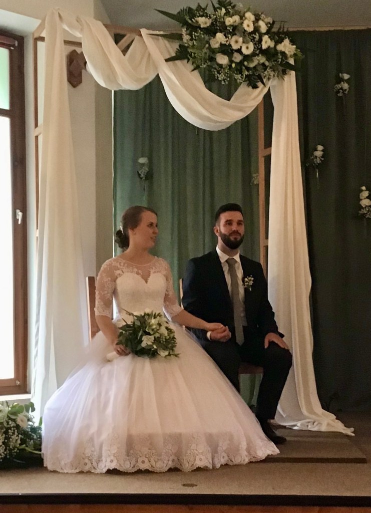 74E79C31-1AA6-4662-B886-C741A980302C_1_201_a